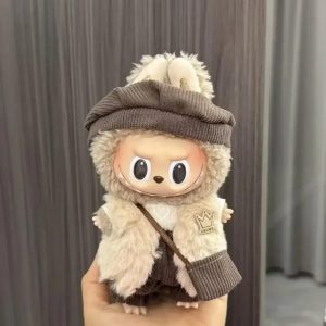 Royal Coat Costume for Labubu Figurine – Hive Crown Edition