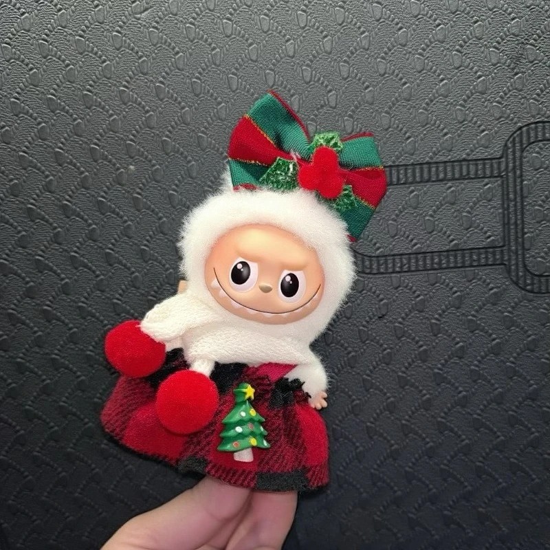 Labubu 17 cm Christmas Outfit Collection – 7 Festive Doll Costumes (No Doll Included) - Image 4